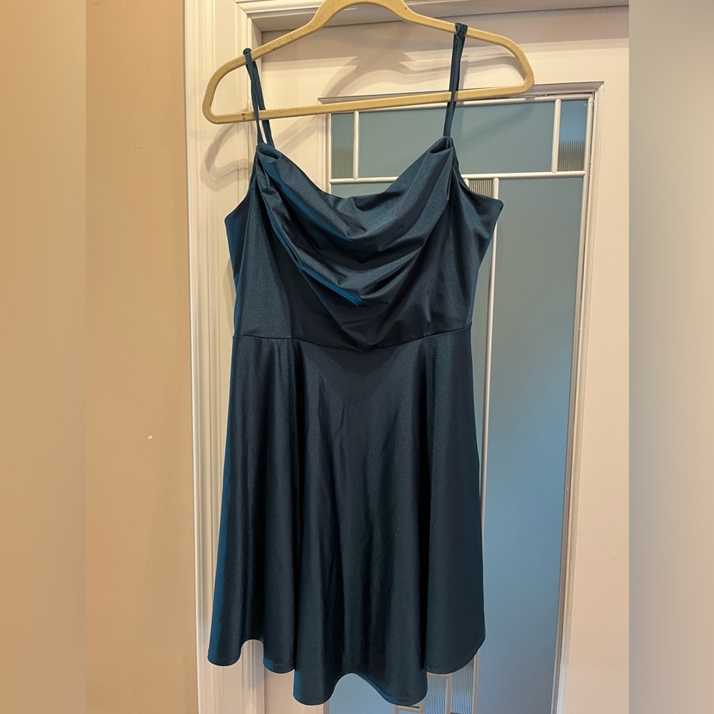 City Studio Emerald Green Mini cowl neck dress Size 17 wedding, formal Prom